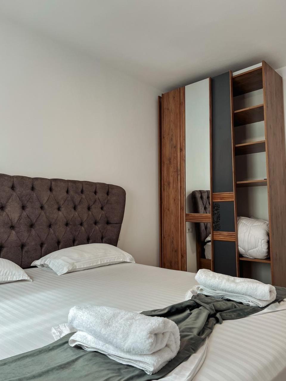 Lovely Apartment Tirana Extérieur photo